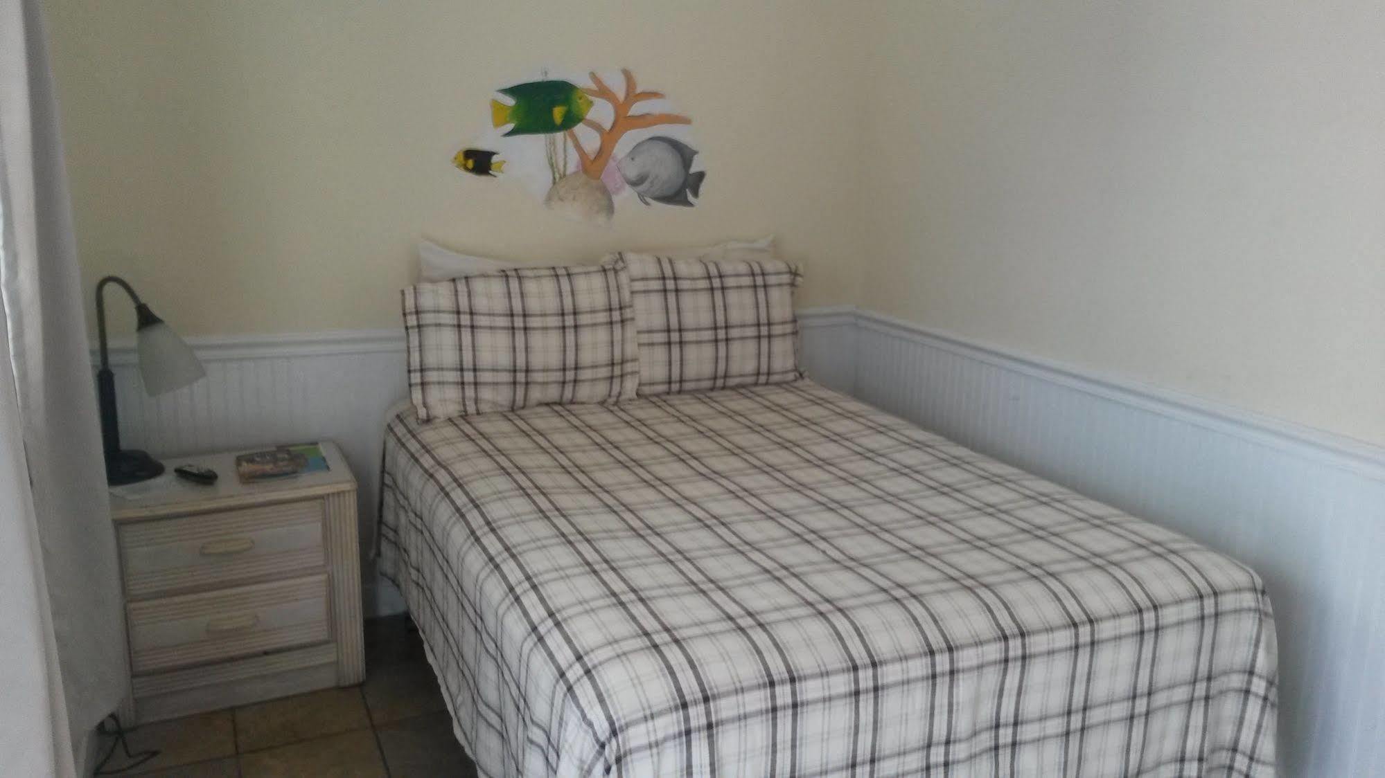 Conch On Inn Motel Tavernier Экстерьер фото